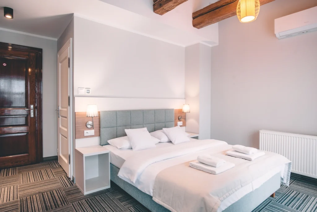 pokoj z tarasem hotel poznan fortune old town 11 3